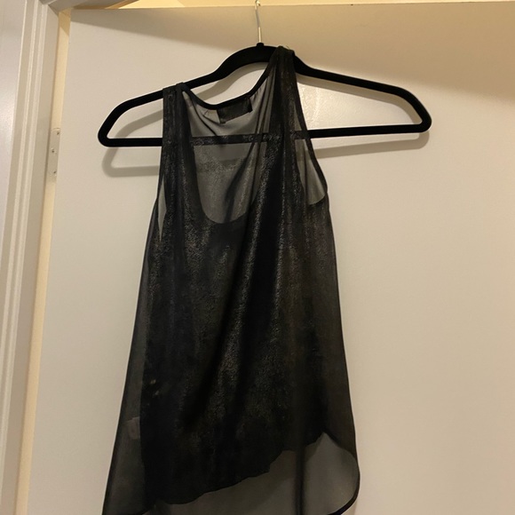 ASTR Blouse in silver in size Small - Picture 3 of 3